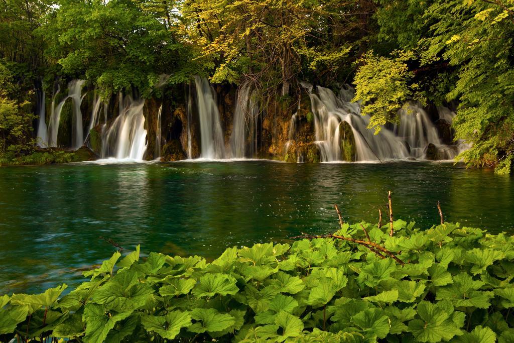 House Plitvice Villa Plitvička Jezera Стая снимка